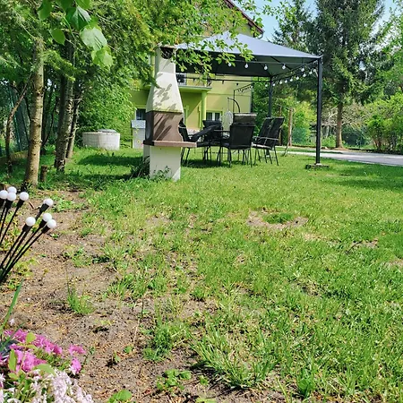 Zabcia アパート *